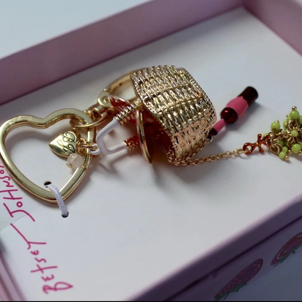 Betsey Johnson Picnic Basket Wine Grape Gold-Tone Bag Charm Keychain